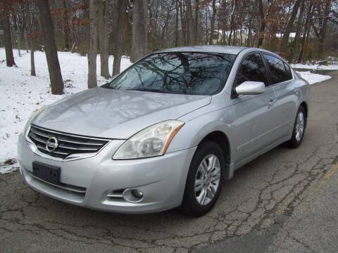 2012 Nissan Altima for sale at Edgewater of Mundelein Inc in Wauconda IL
