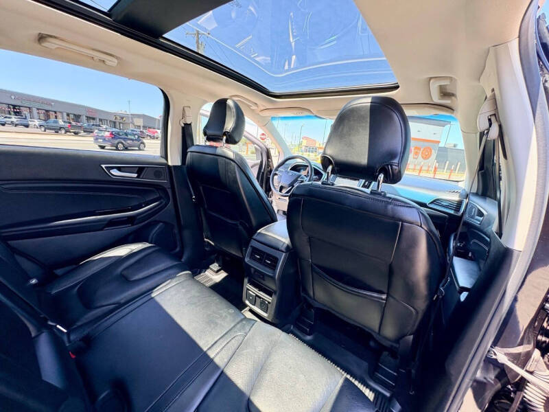 2019 Ford Edge Titanium