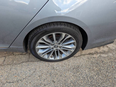 2017 Genesis G80 3.8