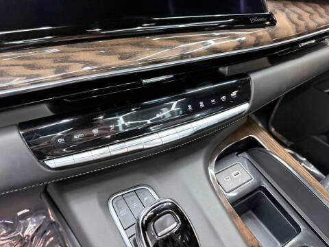 2022 Cadillac Escalade ESV Sport Platinum