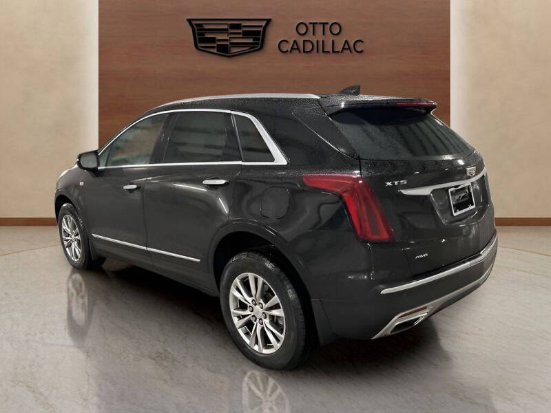 2022 Cadillac XT5 Premium Luxury
