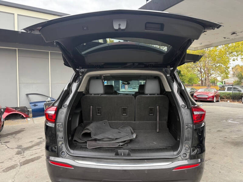 2020 Buick Enclave Essence