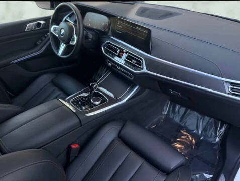 2022 BMW X7 xDrive40i