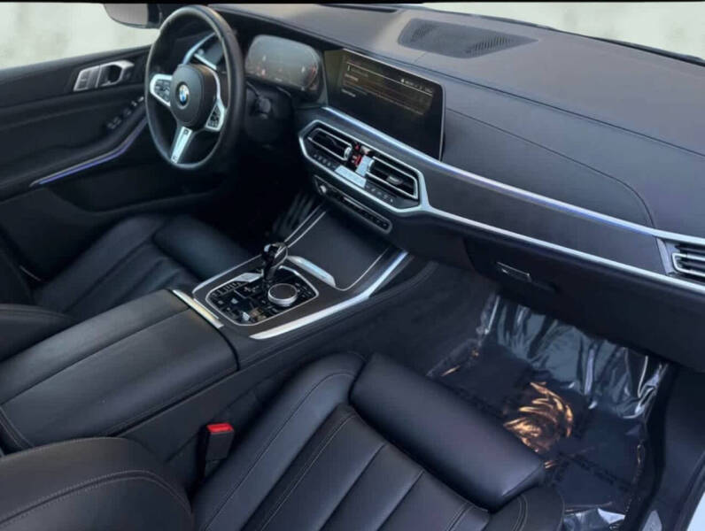 2022 BMW X7 xDrive40i