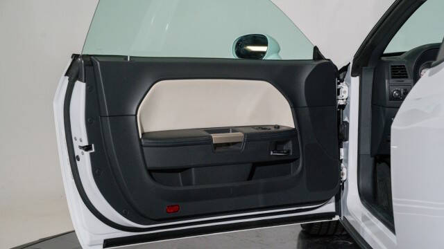 2011 Dodge Challenger SRT8 392