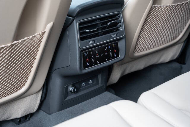 2025 Audi Q7 quattro Premium Plus 45 TFSI