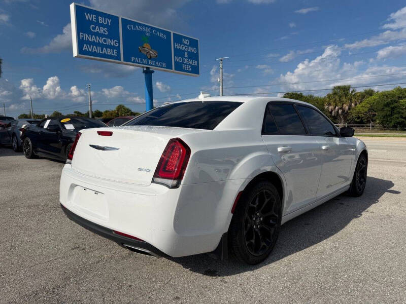 2019 Chrysler 300 Touring