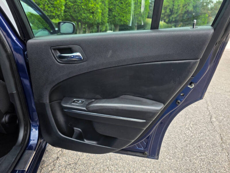 2014 Dodge Charger SE