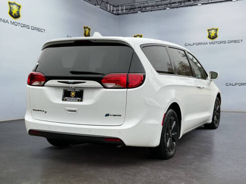 2020 Chrysler Pacifica Hybrid Touring
