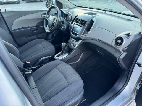 2013 Chevrolet Sonic LT Auto