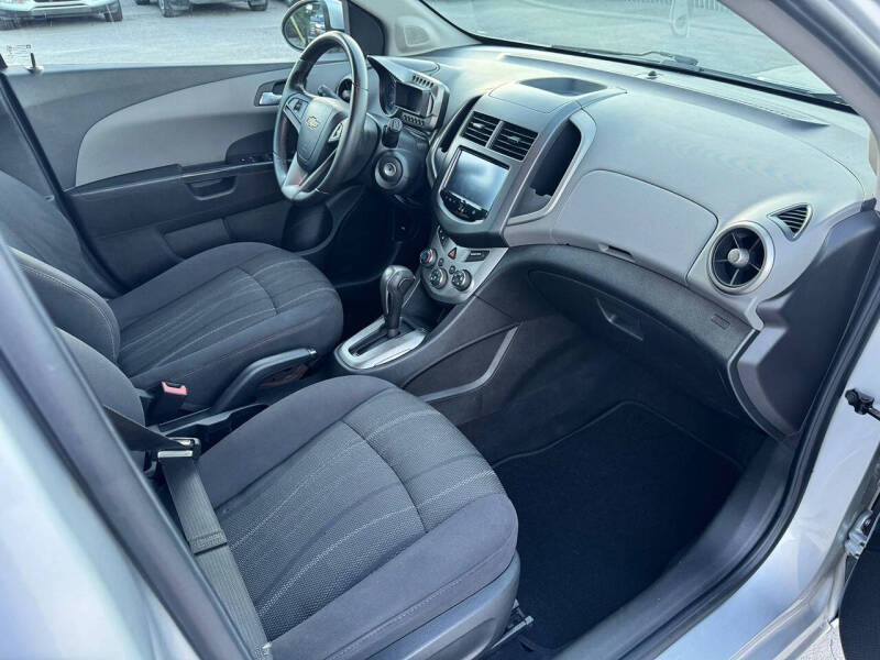 2013 Chevrolet Sonic LT Auto