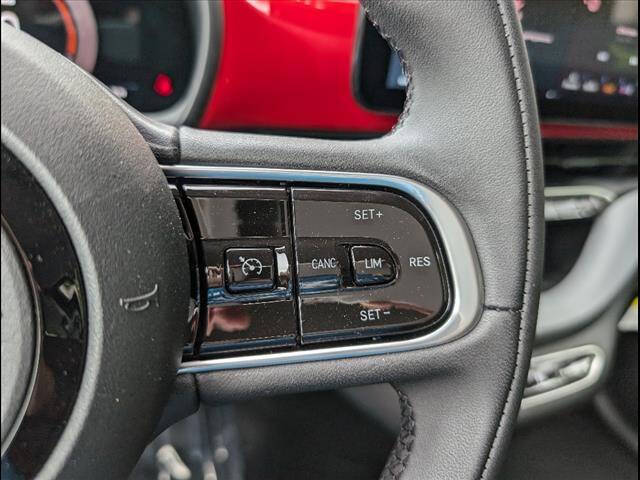 2024 FIAT 500e Inspi(RED)