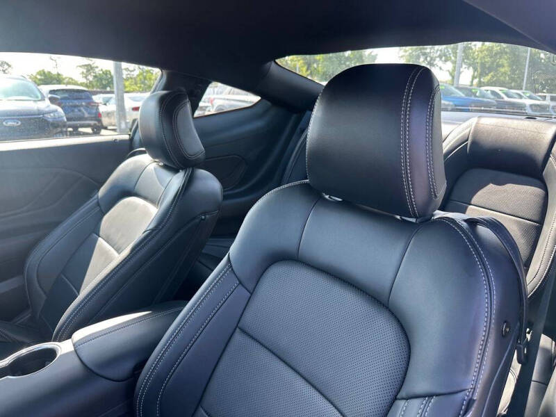 2025 Ford Mustang EcoBoost Premium