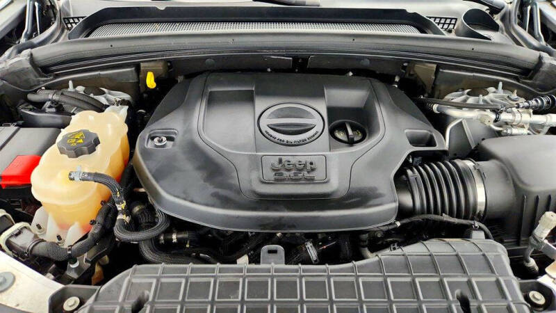 2022 Jeep Grand Cherokee Summit