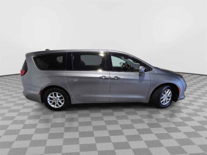 2020 Chrysler Pacifica Touring