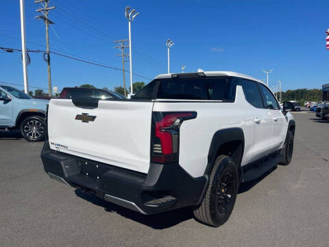 2026 Chevrolet Silverado EV LT