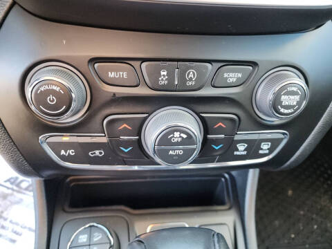 2022 Jeep Cherokee Trailhawk