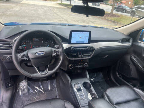 2020 Ford Escape SEL