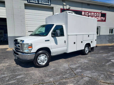 2016 Ford E-Series E-350 SD