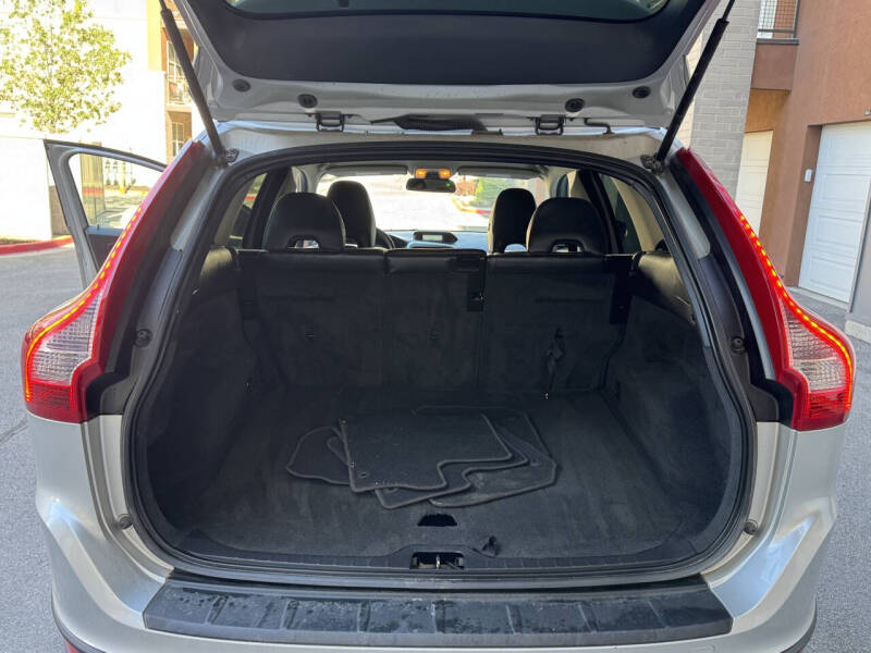2010 Volvo XC60 3.2