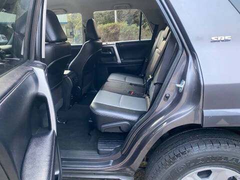 2017 Toyota 4Runner SR5