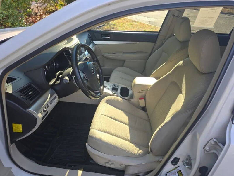 2012 Subaru Outback 2.5i Premium