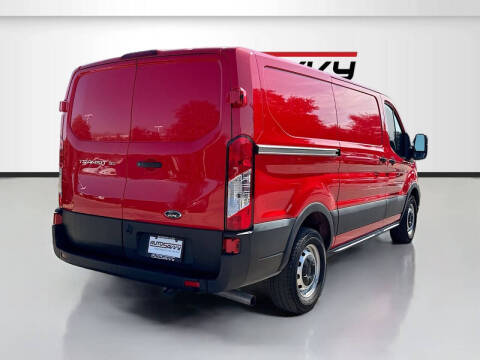 2025 Ford Transit