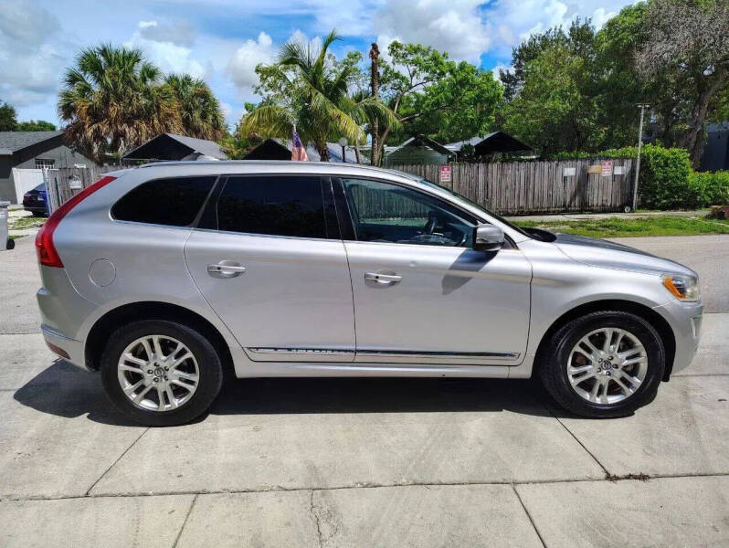 2015 Volvo XC60 T5 Drive-E Premier