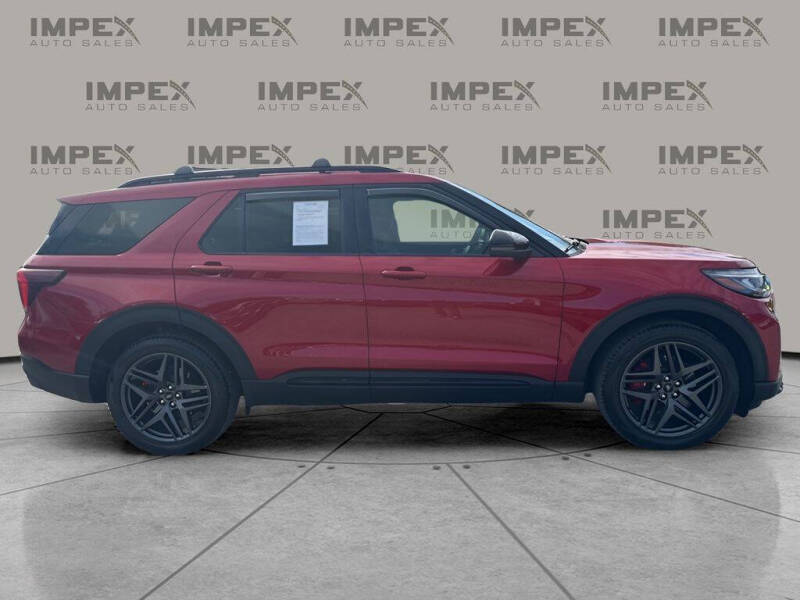 2025 Ford Explorer ST