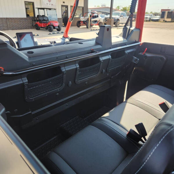 2025 Segway UT10P CREW