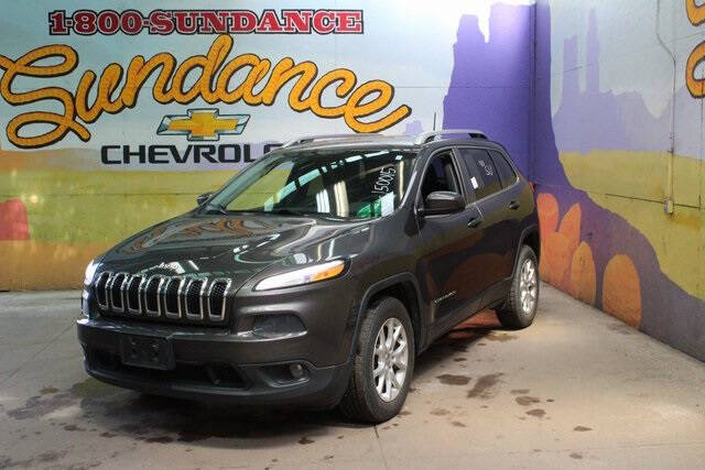 Used 2016 Jeep Cherokee North with VIN 1C4PJMCS5GW150015 for sale in Grand Ledge, MI