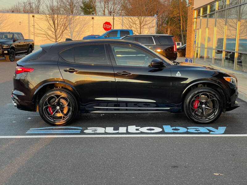 2022 Alfa Romeo Stelvio Quadrifoglio