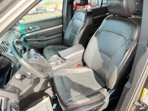 2017 Ford Explorer Sport