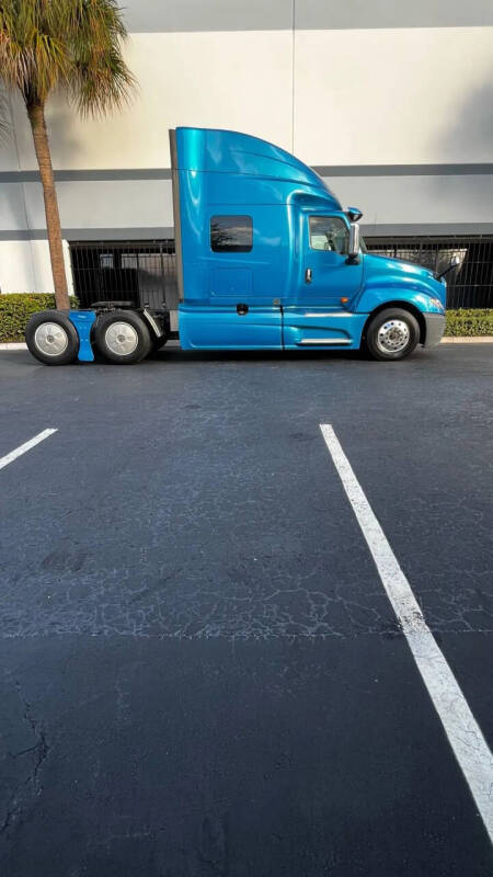 2018 International LT625