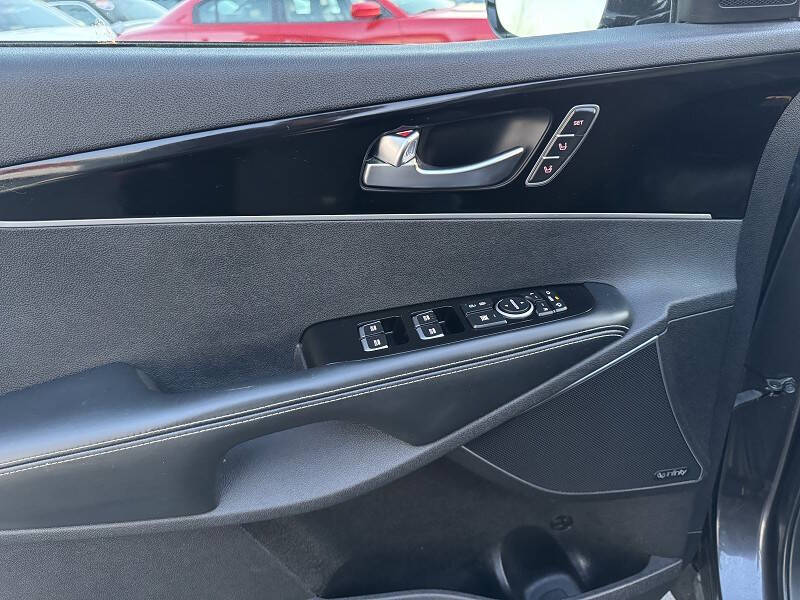 2016 Kia Sorento SX Limited V6