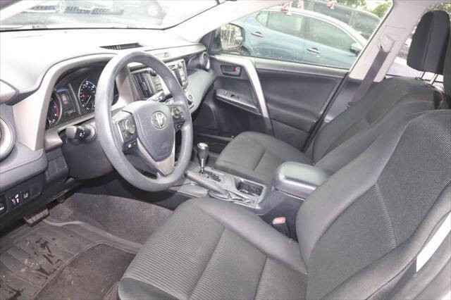 2017 Toyota RAV4 SUV / Crossover - $18,997