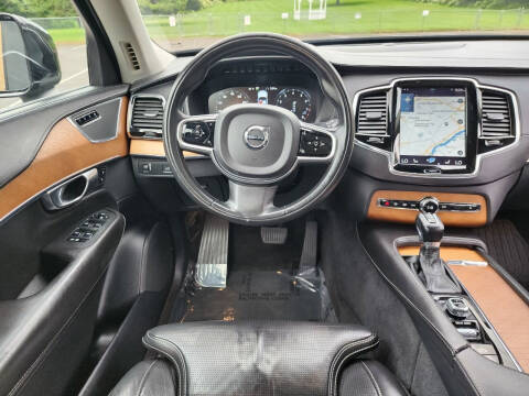 2016 Volvo XC90 T6 Inscription