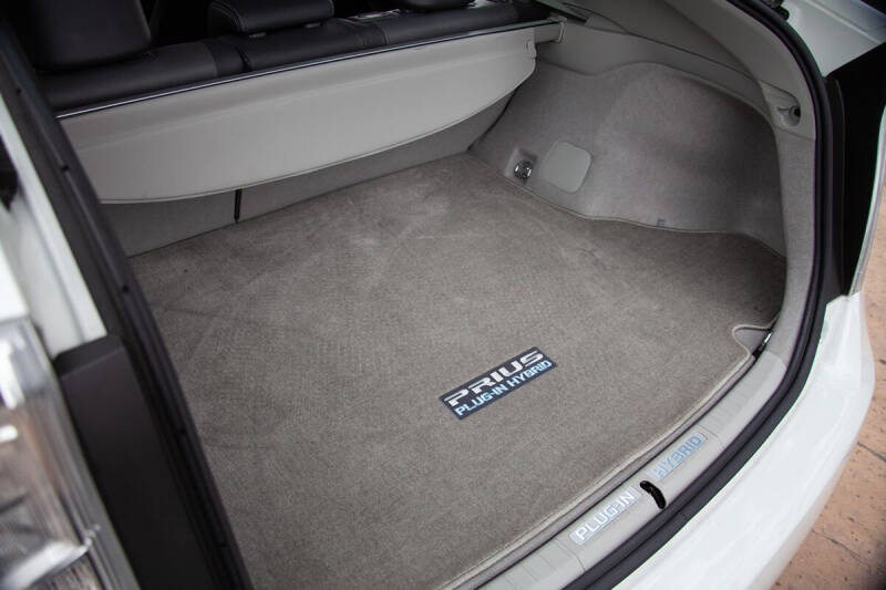 2013 Toyota Prius Plug-in Hybrid