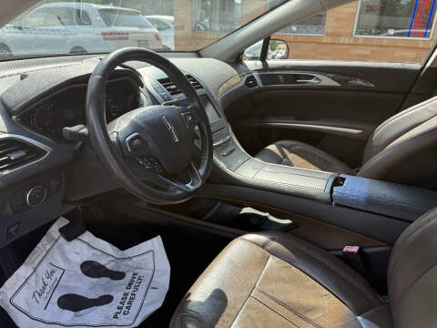 2014 Lincoln MKZ