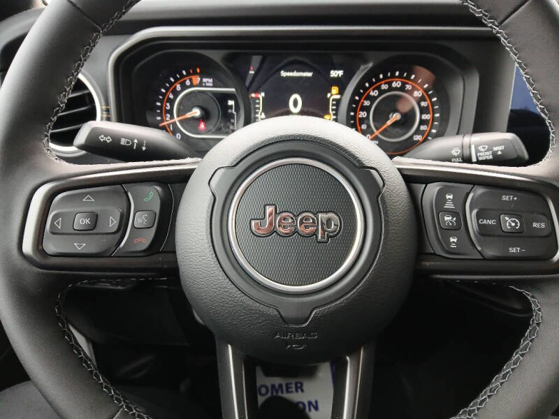 2025 Jeep Gladiator Sport