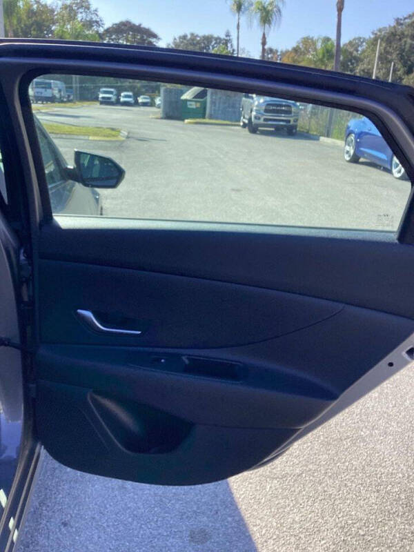 2022 Hyundai Elantra