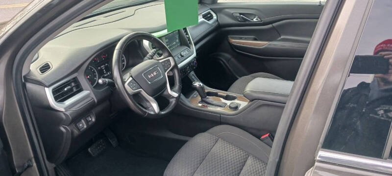 2019 GMC Acadia SLE-2