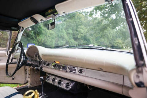 1957 Ford Thunderbird