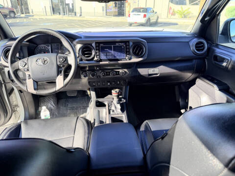 2020 Toyota Tacoma TRD Off-Road