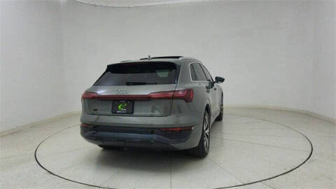 2024 Audi Q8 e-tron quattro Premium