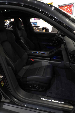 2020 Porsche Taycan Turbo