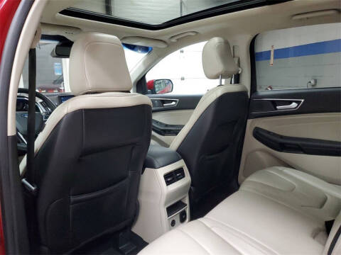 2021 Ford Edge Titanium