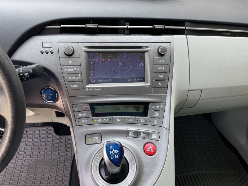 2015 Toyota Prius Three