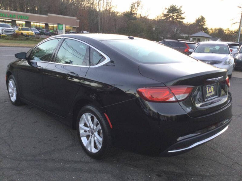 2015 Chrysler 200 Limited