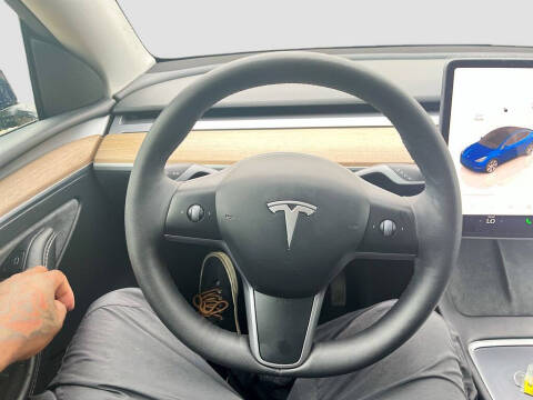 2023 Tesla Model Y Long Range